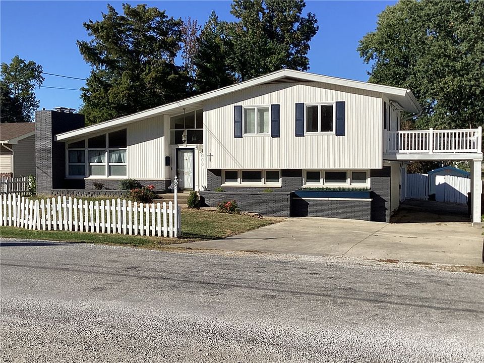 1st image of 1000 Lynn Dr