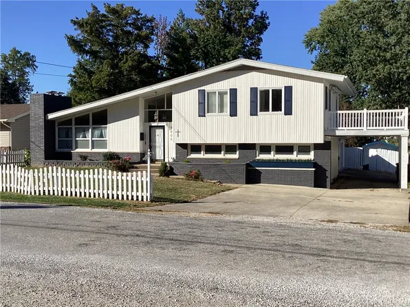 1000 Lynn Dr, Effingham, IL 62401