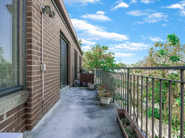 154-05 Riverside Drive image 12 of 21