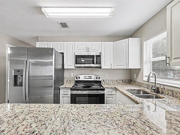2nd image of 2608 5TH AVENUE E