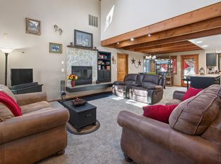 57803 Mount Rainier Ln #10, Bend, OR 97707