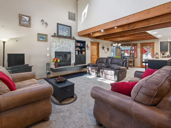 57803 Mount Rainier Ln #10, Bend, OR 97707