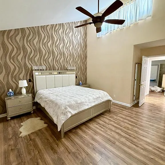 6075 Glendale Dr — Photo 15