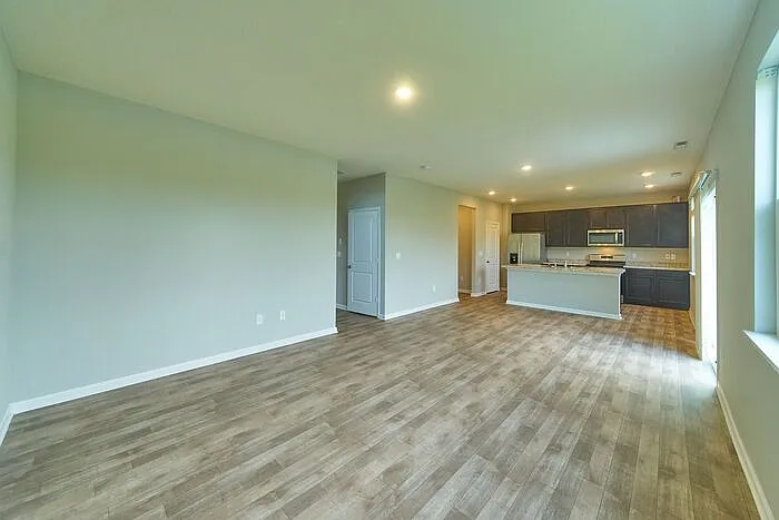 7226 Griffon Ln — Photo 7