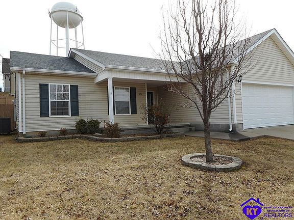 2nd image of 134 Derbyshire Ct