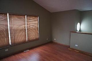 4th image of 145 Arboretum Dr #145