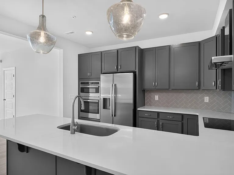 10567 Pleasant Branch Dr #101 — Photo 10