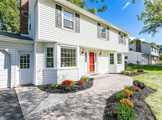 73 Wheatstone Cir, Fairport, NY 14450