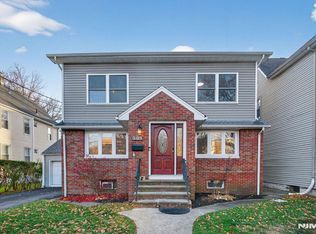 301 S Parkway Ave, Clifton, NJ 07011