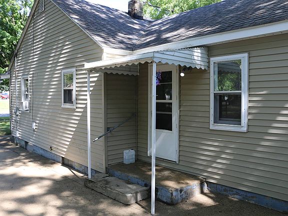 2nd image of 3354 Raven Ave SW