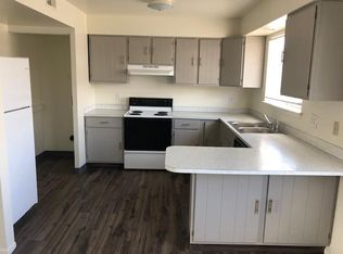 143 Bonnymede Rd, Pueblo, CO 81001