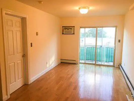 Rented by Showcase Realty | media 1