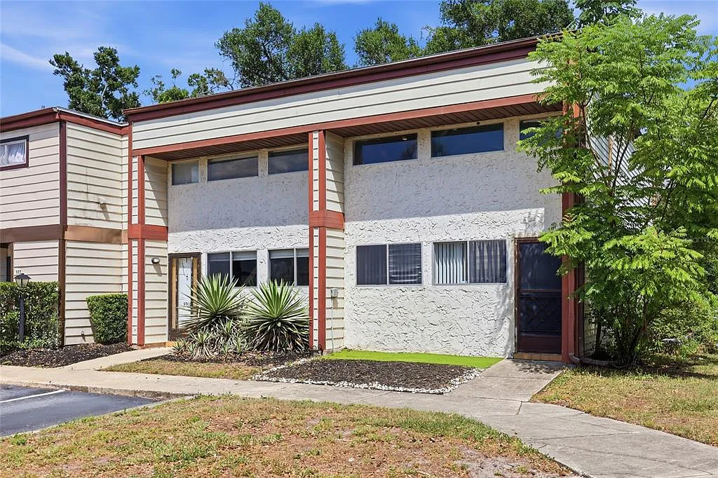 Building Photo - 3918 Crayrich Cir #C2