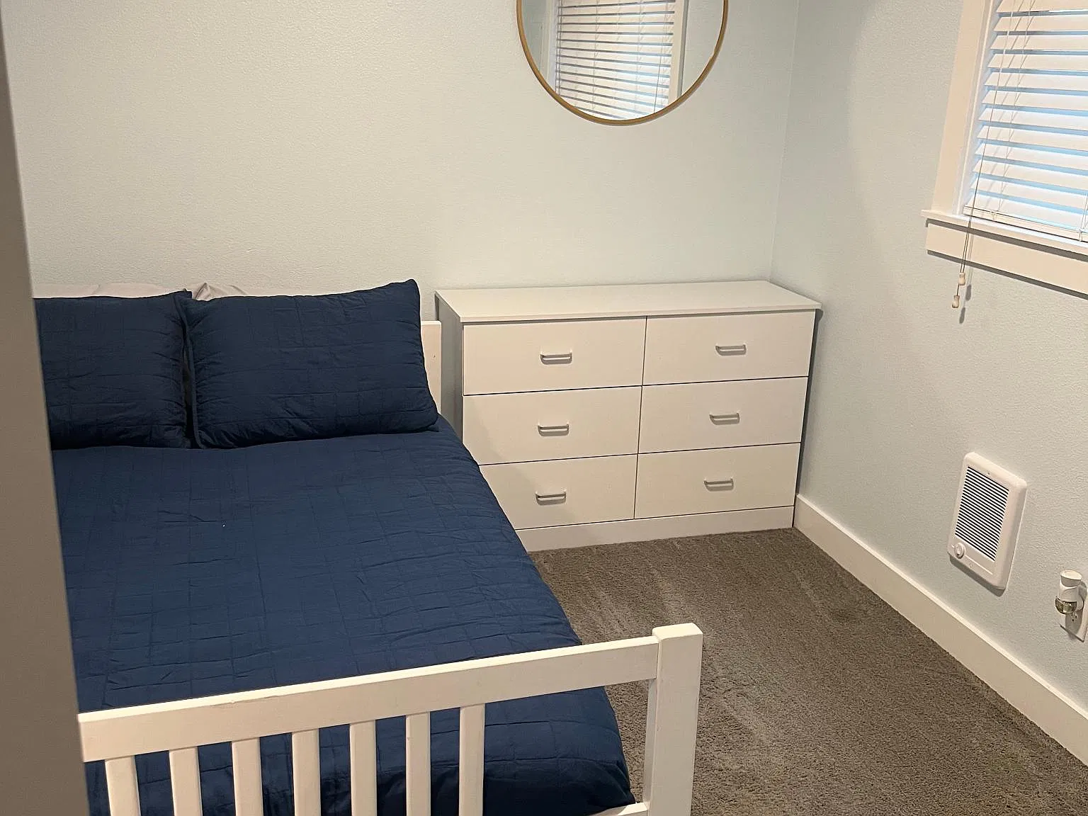 2 bed, 705 sqft, $1,750 — Photo 2
