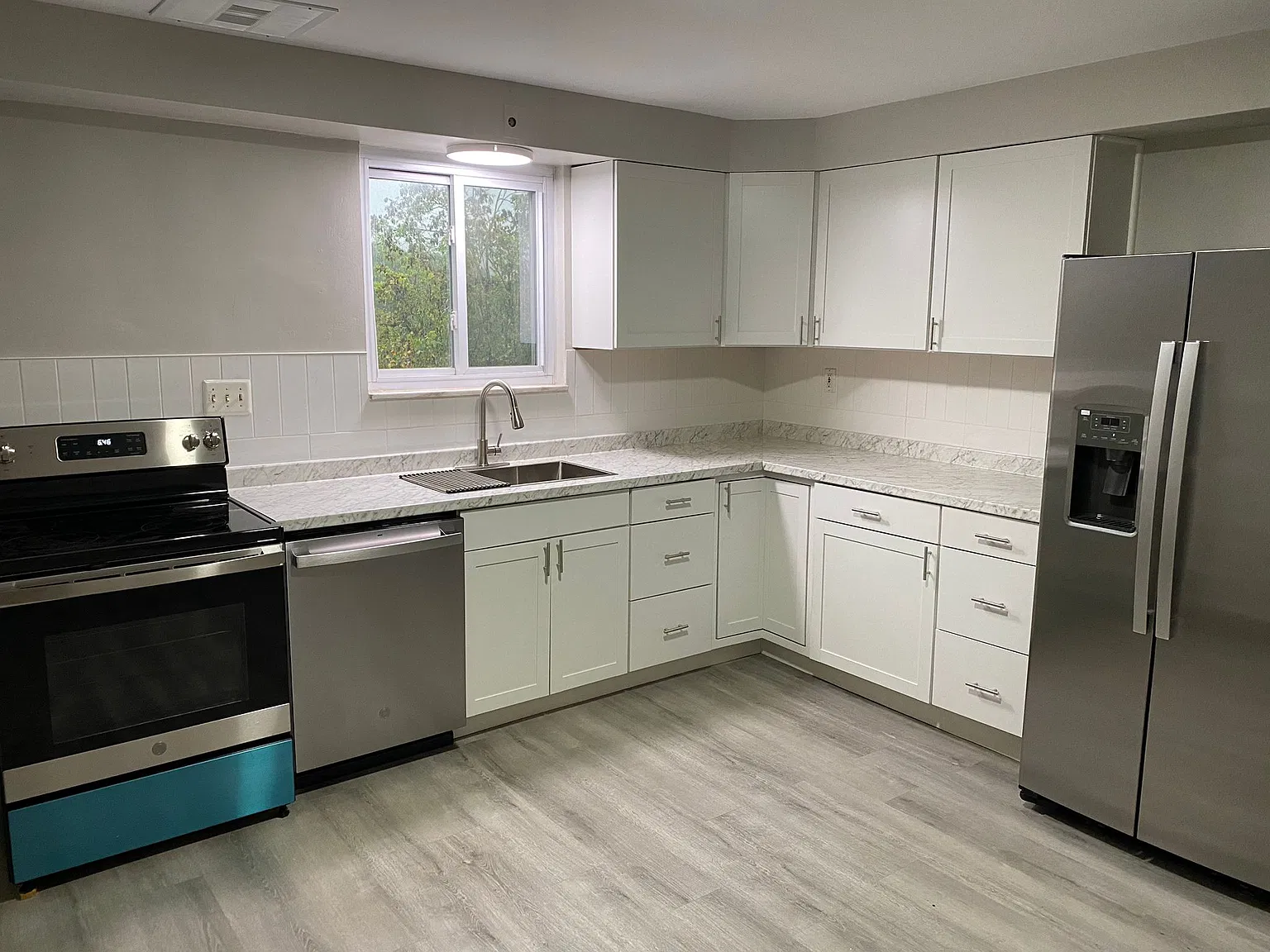 8146 Aber Rd — Photo 2