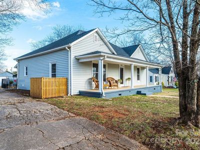 909 1st Ave S, Conover, NC, 28613
