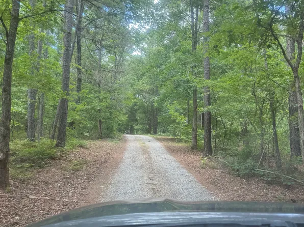 114 Cherokee Trl, Forsyth, GA 31029