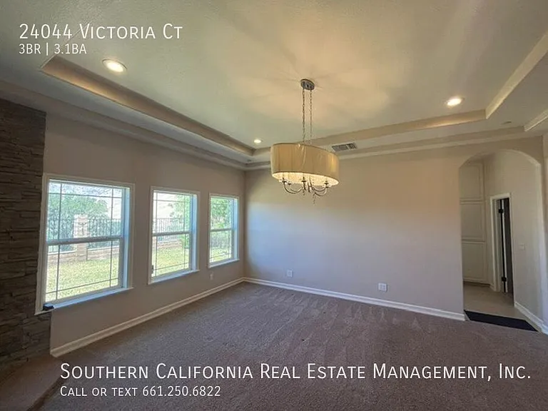 24044 Victoria Ct — Photo 16