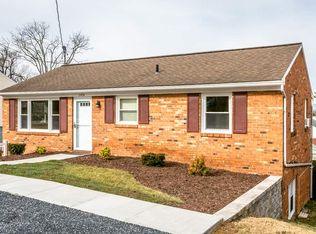 1043 Moore St, Harrisonburg, VA 22802