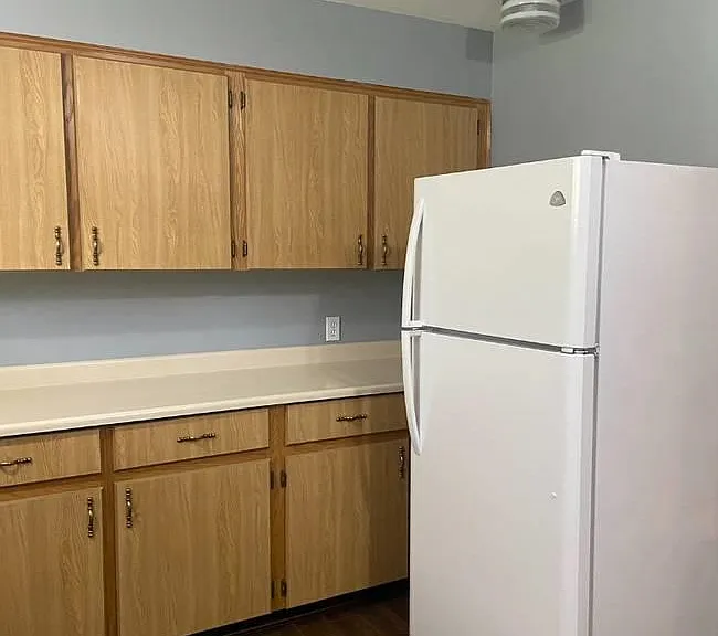 779 Shaw Ave — Photo 9