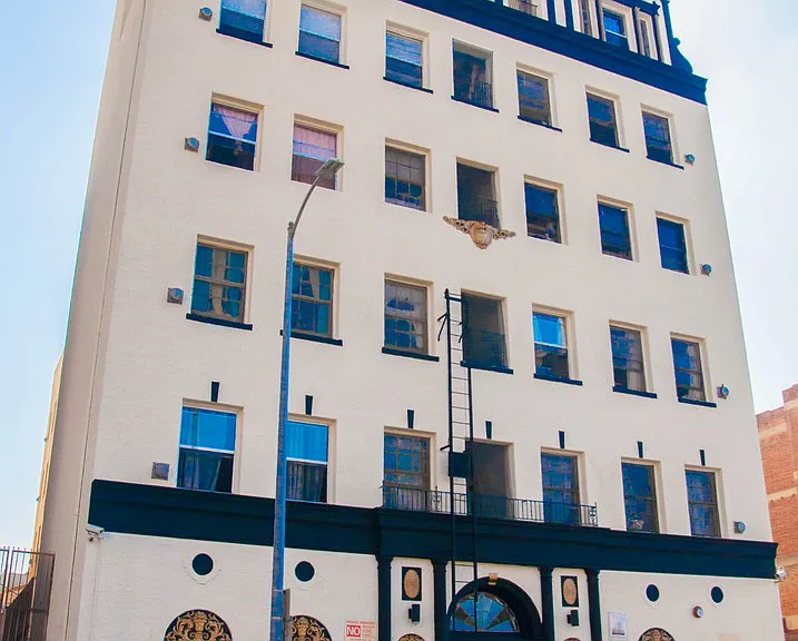 Guntharp Apartments — Photo 4