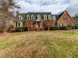 800 E Birch Bark Ln, Greensboro, NC 27455