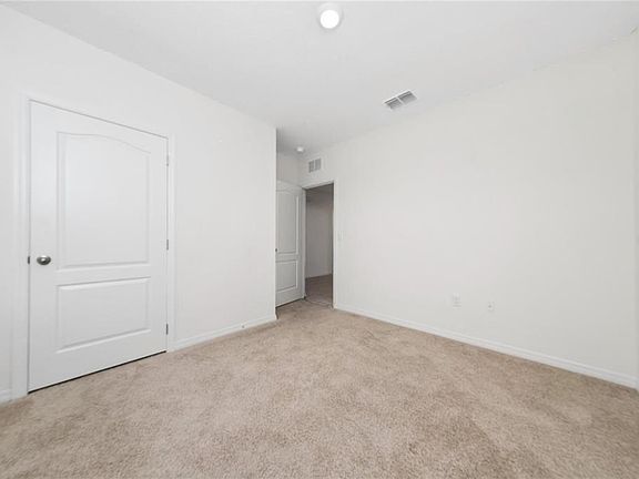 5th image of 1213 Red Hill Rd