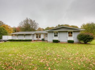 1037 Peavy Rd, Howell, MI 48843
