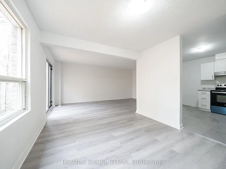 1285 White Oaks Blvd — Photo 14