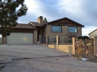 10 Loretta Dr, Wheatland, WY 82201