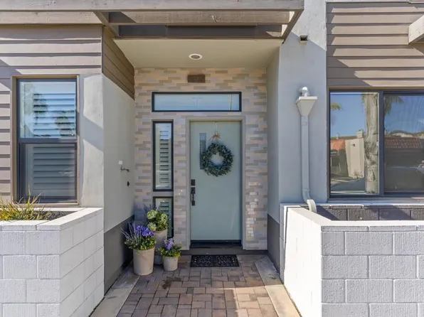 2565 State St, Carlsbad, CA 92008