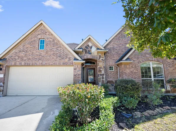 2411 Linden Bluff Ct, Sugar Land, TX 77479