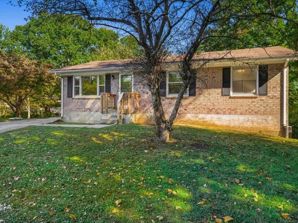 3276 Mount Foraker Dr, Lexington, KY 40515