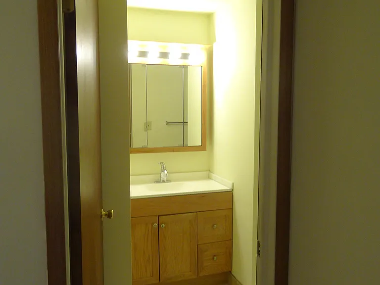 Upstairs full bath
