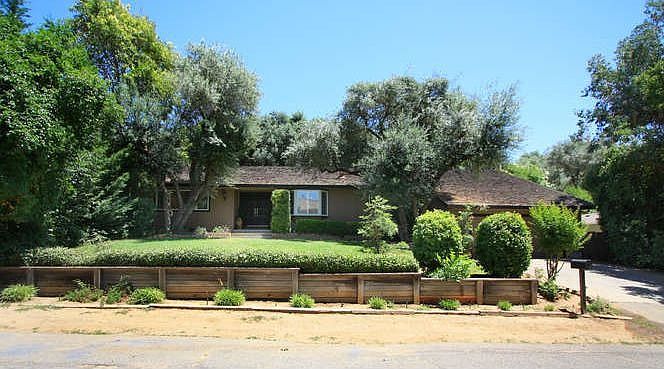1st image of 3964 Orangewood Dr