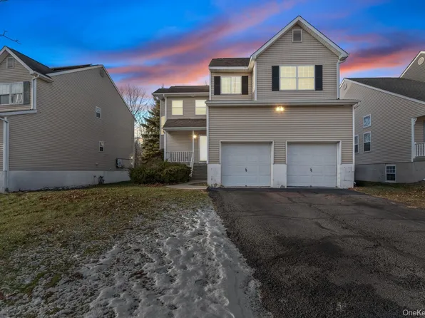 23 Alexander Drive, Washingtonville, NY 10992