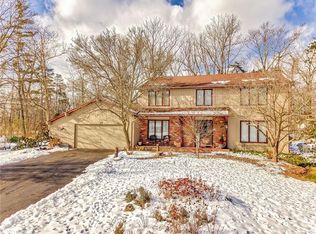 10 Harmony Cir, Rochester, NY 14624