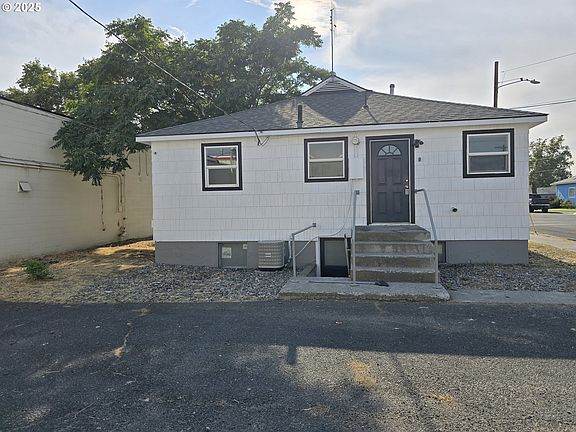 5th image of 205 SW 3rd St