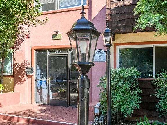 2nd image of 5414 Newcastle Ave