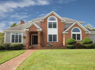 32 Rebecca Rd, Dartmouth, MA 02748