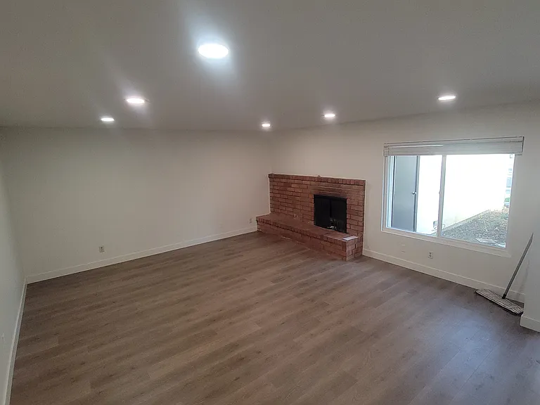886 S Ponderosa St — Photo 7