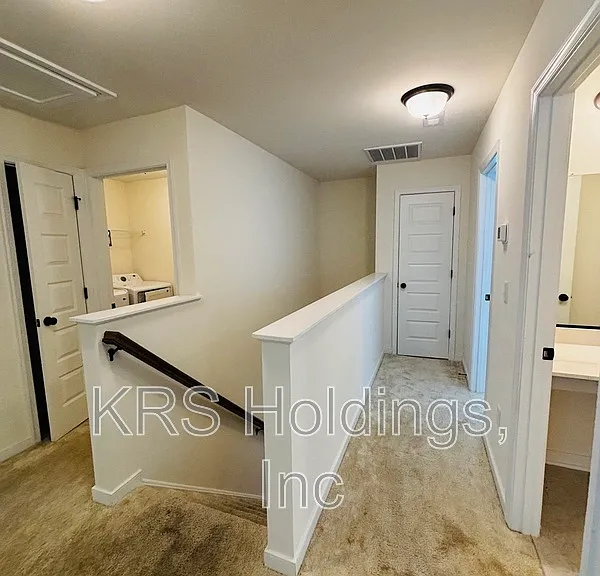 2220 Patrick Dr — Photo 14