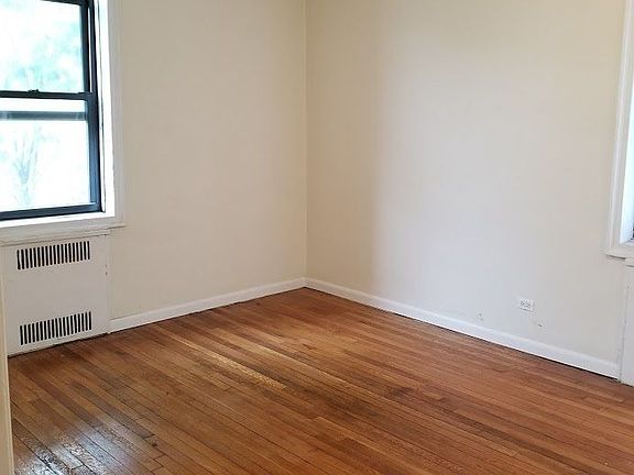 3rd image of 3715 Kings Hwy APT 2J