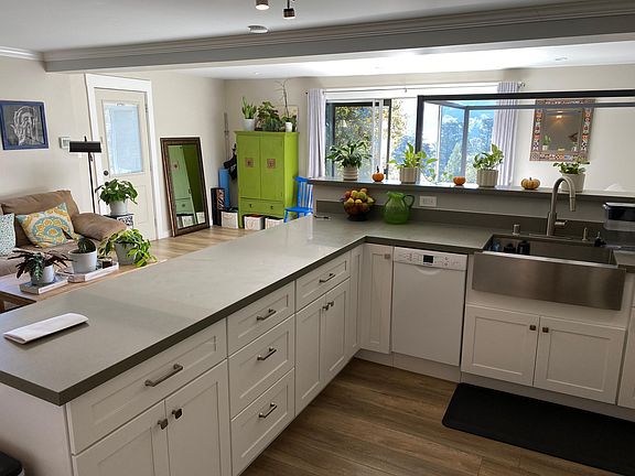 Gourmet kitchen with all new appliances.