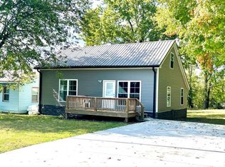 215 Rutter Ave, Earlington, KY 42410