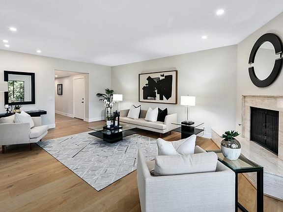 3rd image of 1290 Sharon Park Dr APT 45