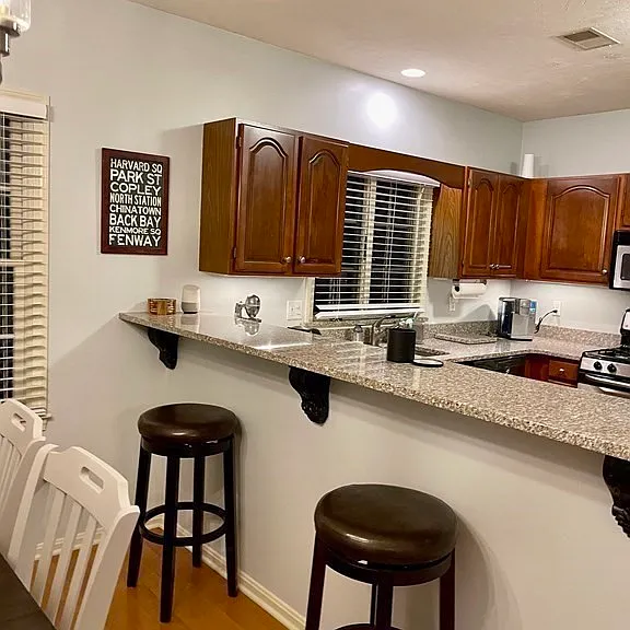 215 Allerton Commons Ln #215 — Photo 11