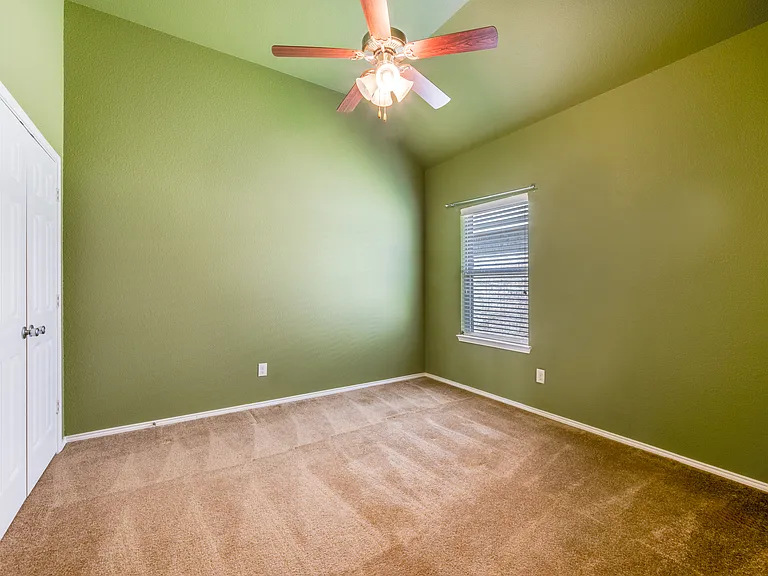 1425 Villa Paloma Blvd — Photo 8