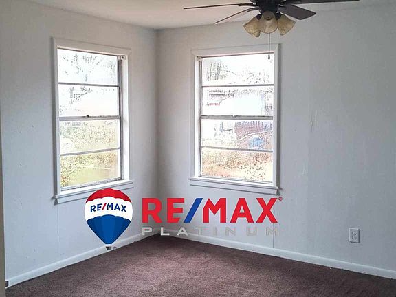 3rd image of 3300 Daffodil St