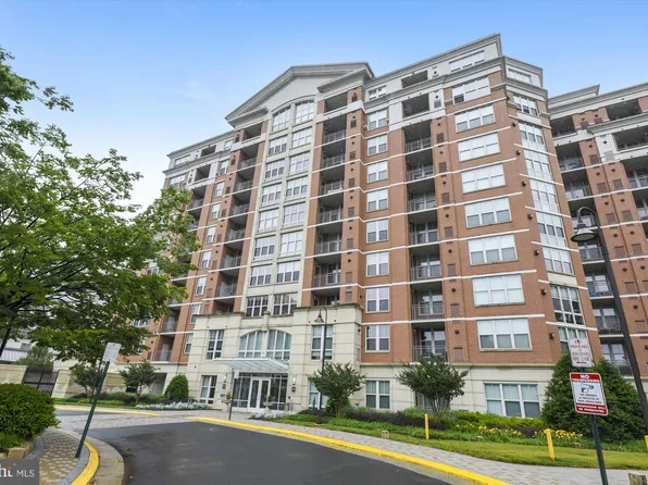 11760 Sunrise Valley Dr APT 714, Reston, VA 20191
